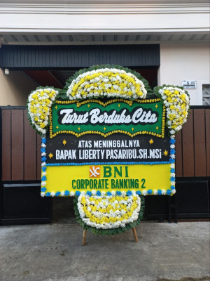 Papan Bunga Duka di Metro Timur